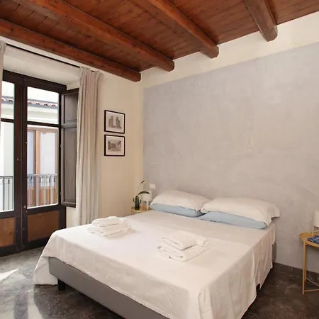 Casa Miqva - In Shared Nocleg ze śniadaniem Palermo