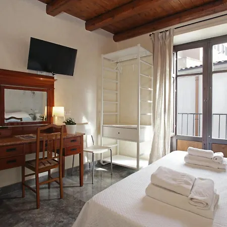 Casa Miqva - In Shared 2* Palermo